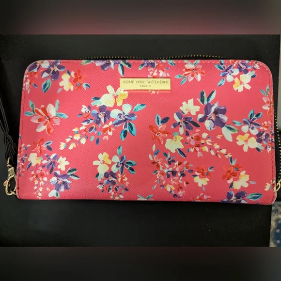 Wallet - Picture 1 of 3